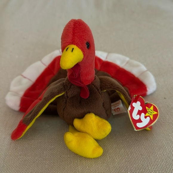 1996 Gobbles Beanie Baby with PVC pellets.  There’s  a slight crease in hang tag - Picture 1 of 6